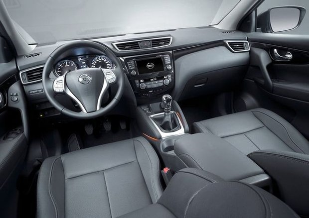 Nissan Qashqai 2014 тест-драйв Nissan Qashqai 2014 тест-драйв