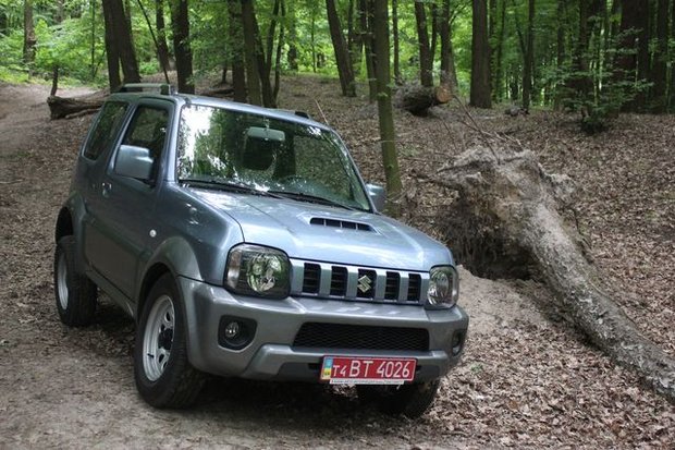 Suzuki Jimny С‚РµСЃС‚-РґСЂР°Р№РІ