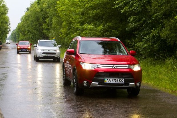 Mitsubishi Outlander 2014