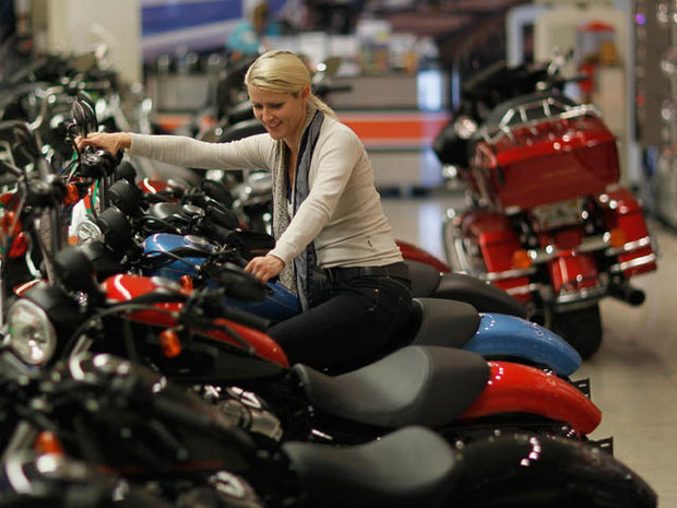 Выберите между дилером и частным лицом