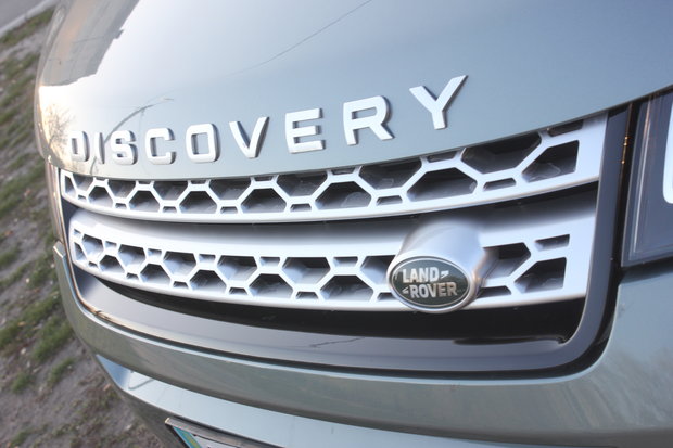 Discovery Sport bonnet