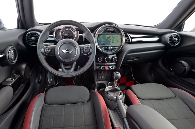 Салон MINI JCW