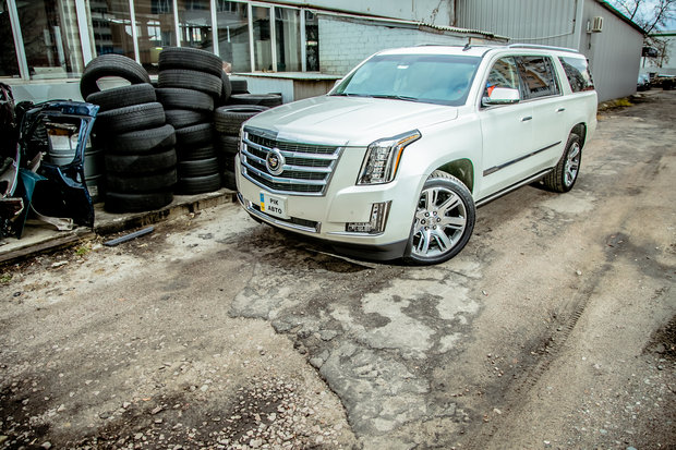 Cadillac Escalade