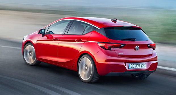 opel astra 2015