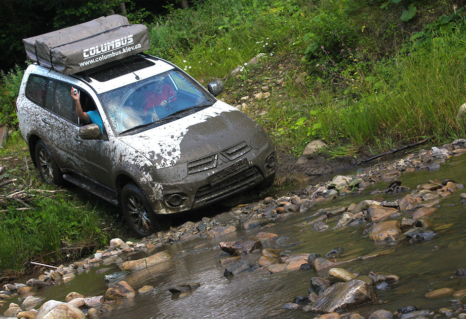 внедорожники, экспедиция в карпаты, Mitsubishi Pajero Sport