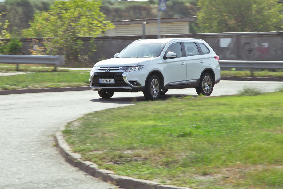 Mitsubishi Outlander