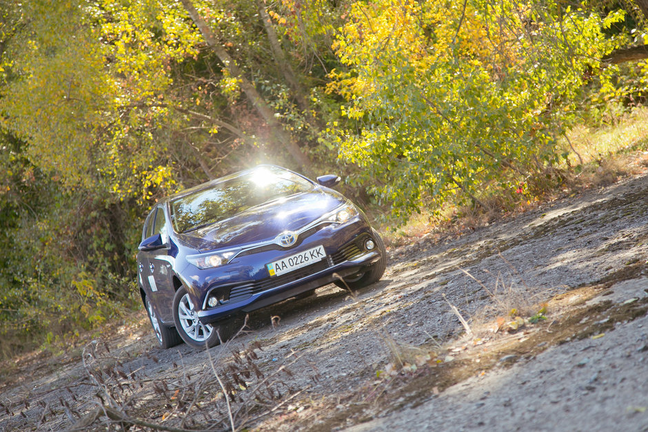 Toyota Auris Hybrid