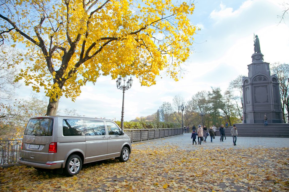 vw caravelle