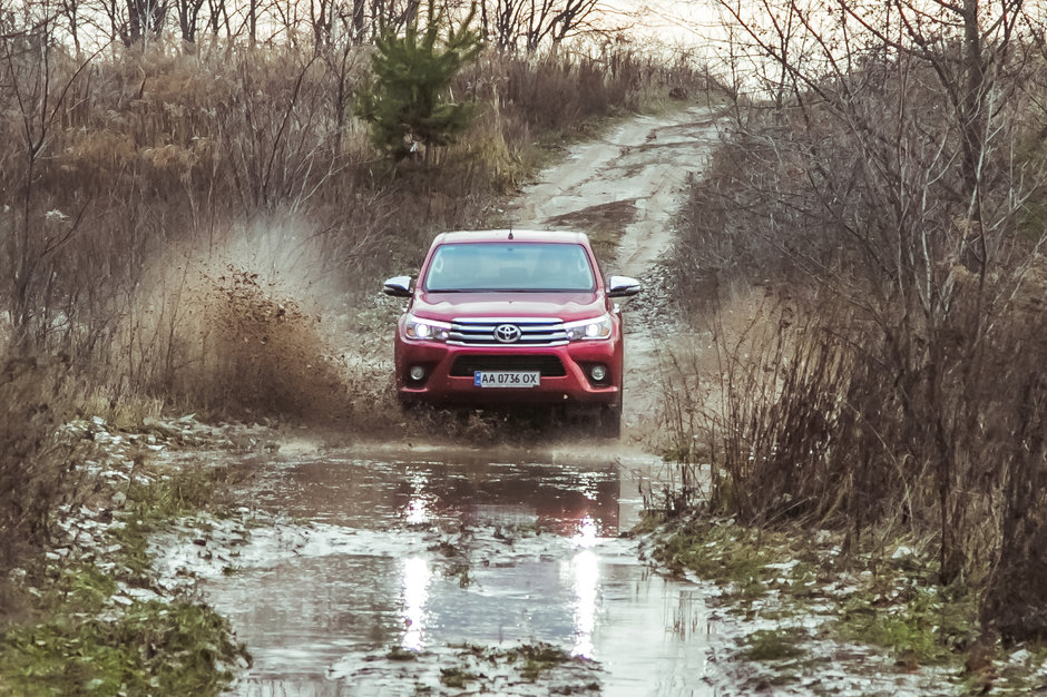 Toyota Hilux