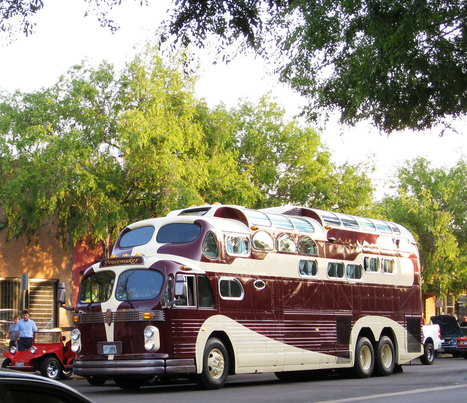 Peackeeper GMC Bus