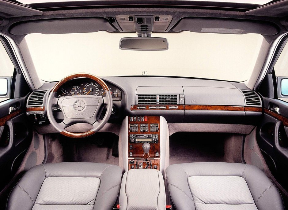 Салон Mercedes S-класса W140
