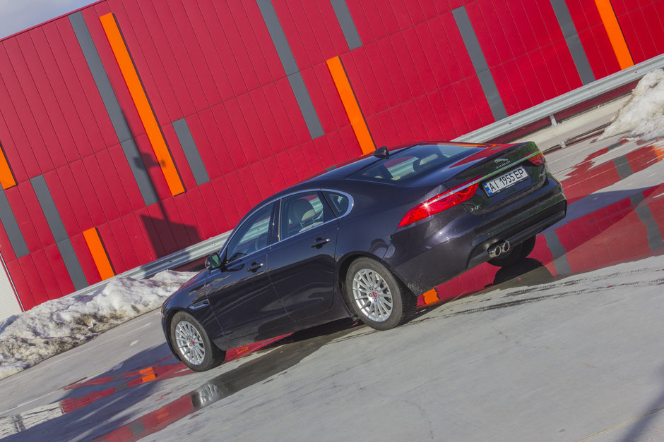 Jaguar XF Jaguar XF
