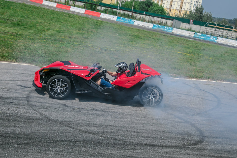 polaris slingshot