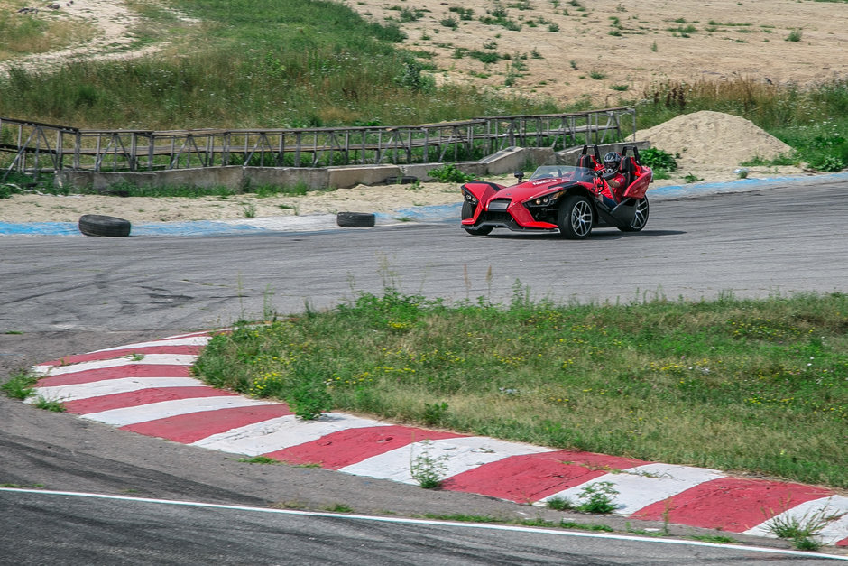 polaris slingshot