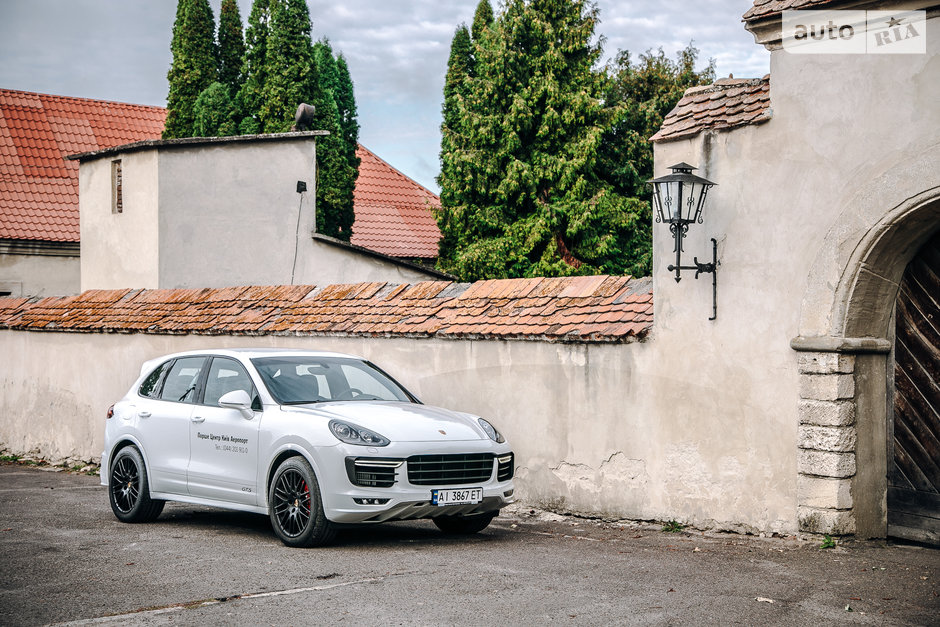 Porsche Cayenne gts