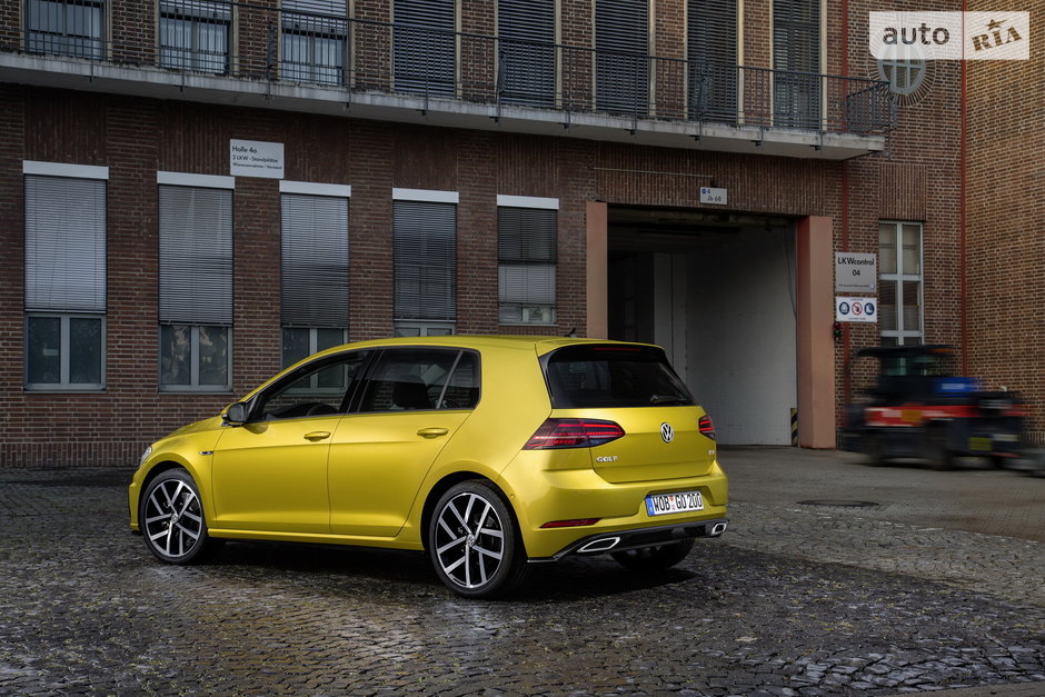 Обновленный Гольф