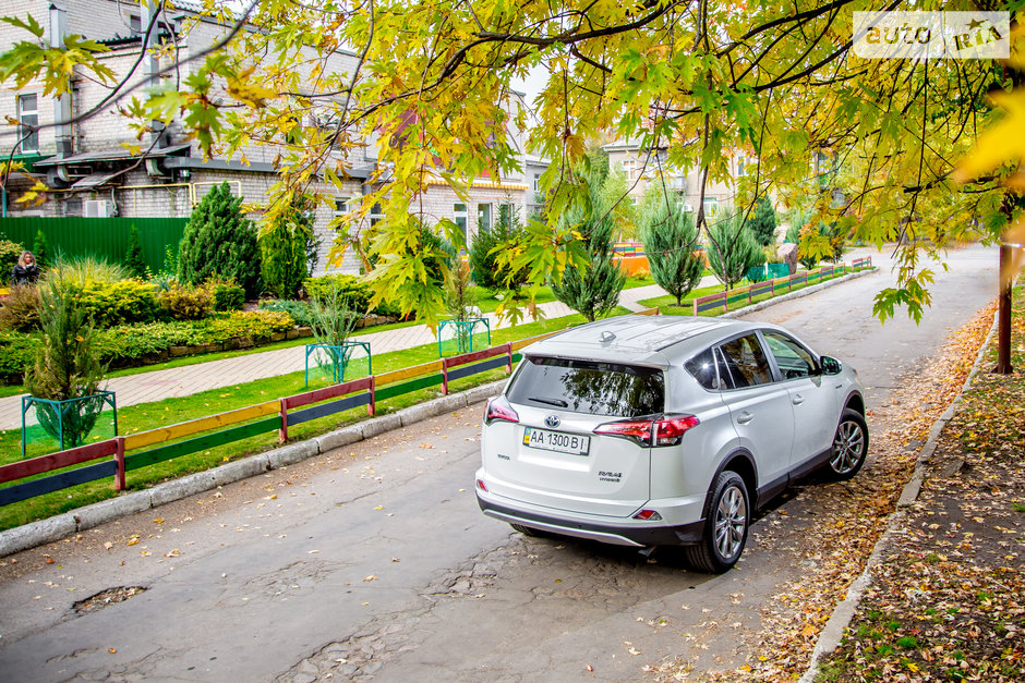 toyota rav4 hybrid