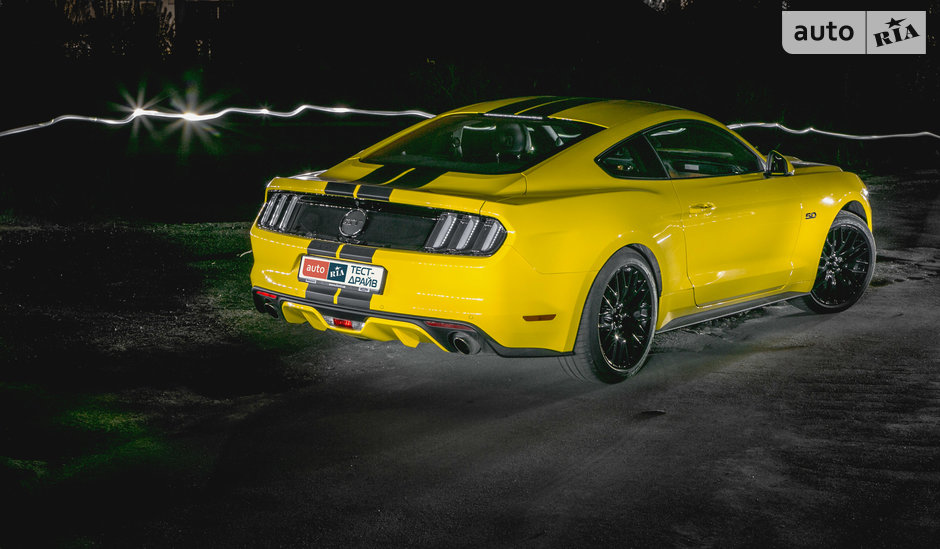 ford mustang gt