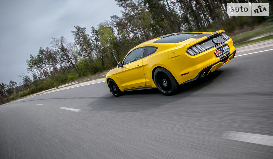 ford mustang gt