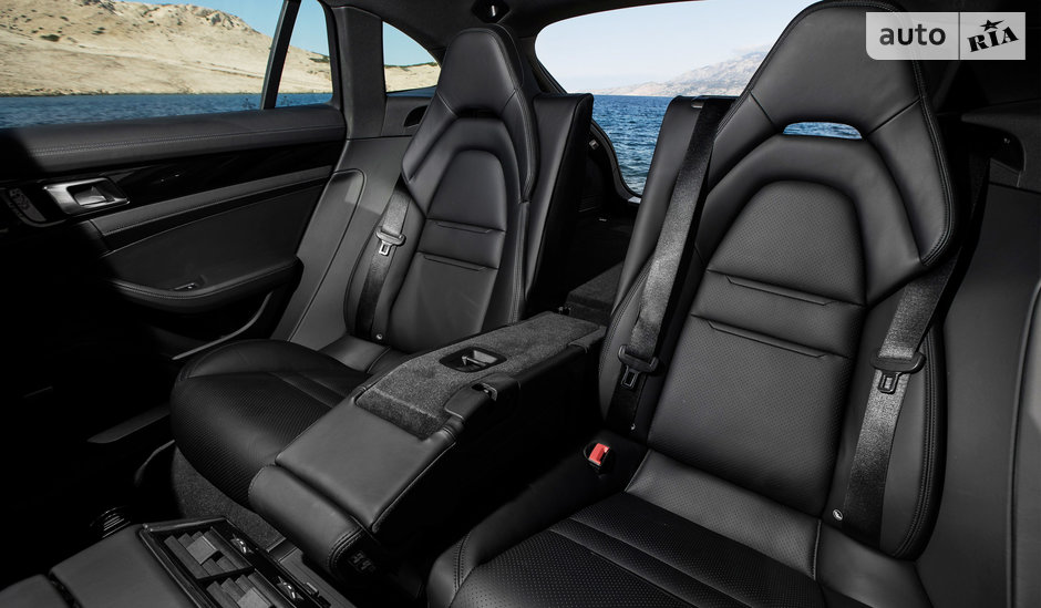 Универсал Порше Панамера