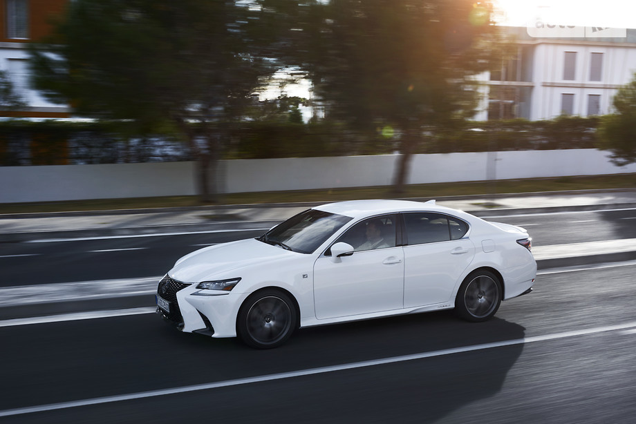 Lexus GS