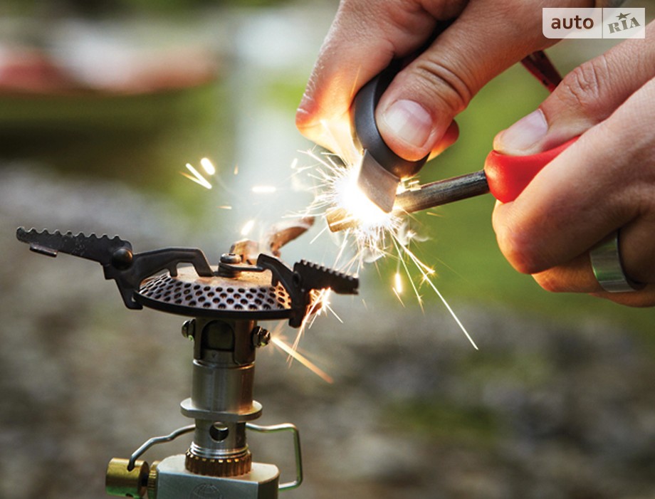 разводить огонь