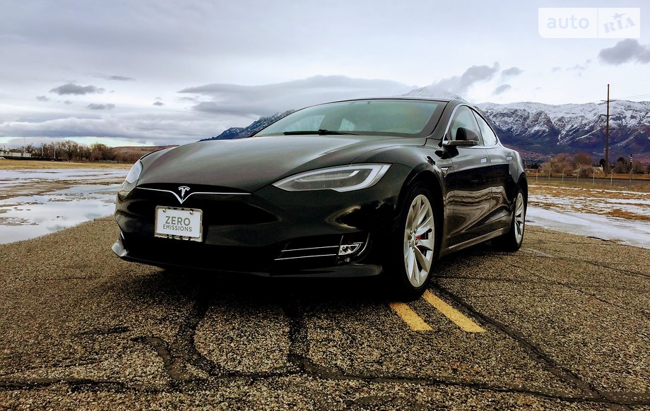 Tesla Model S