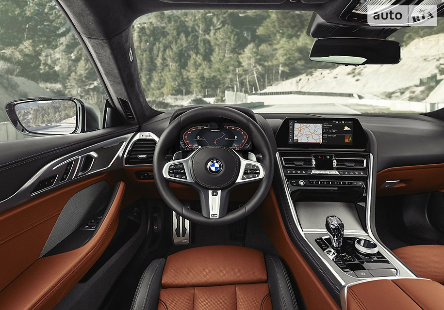 новое BMW 8-Series