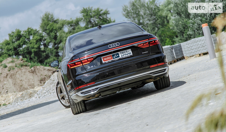 audi a8 long