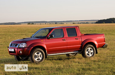 nissan np300 комплектации