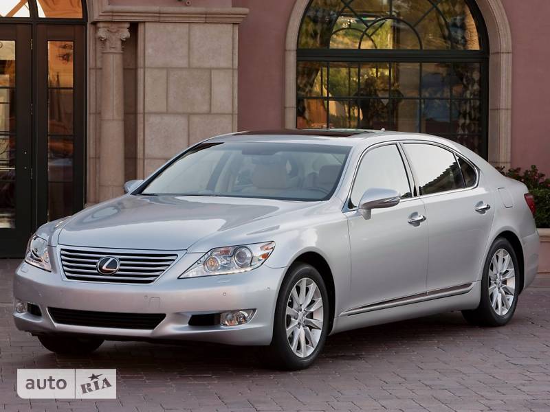 Характеристики автомобиля Lexus LS460