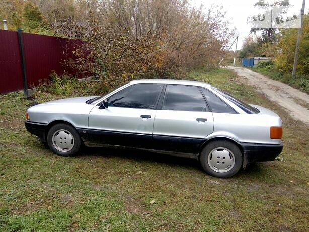 AUTO.RIA – Продам Audi 80 1989 газ/бензин 1.8 седан бу в Бобровице, цена 2500 $