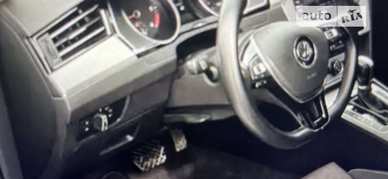 AUTO.RIA – Продам БМВ 3 Серія ГТ 2013 бензин 2.8 ліфтбек бу у Гусятині ...