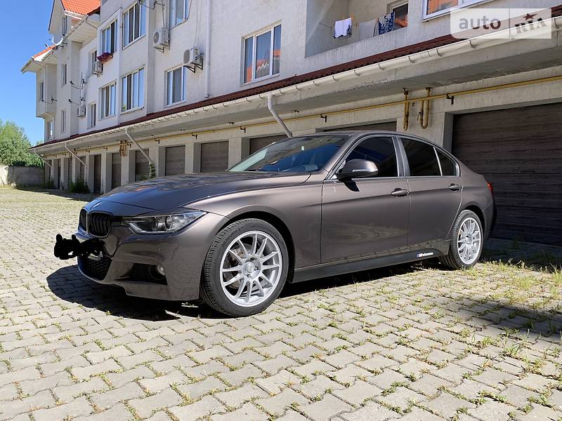 Бмв 320 i делимобиль