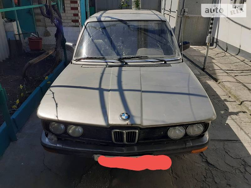 AUTO.RIA – Продам BMW 518 1980 бензин седан бу в Херсоне, цена 500 $