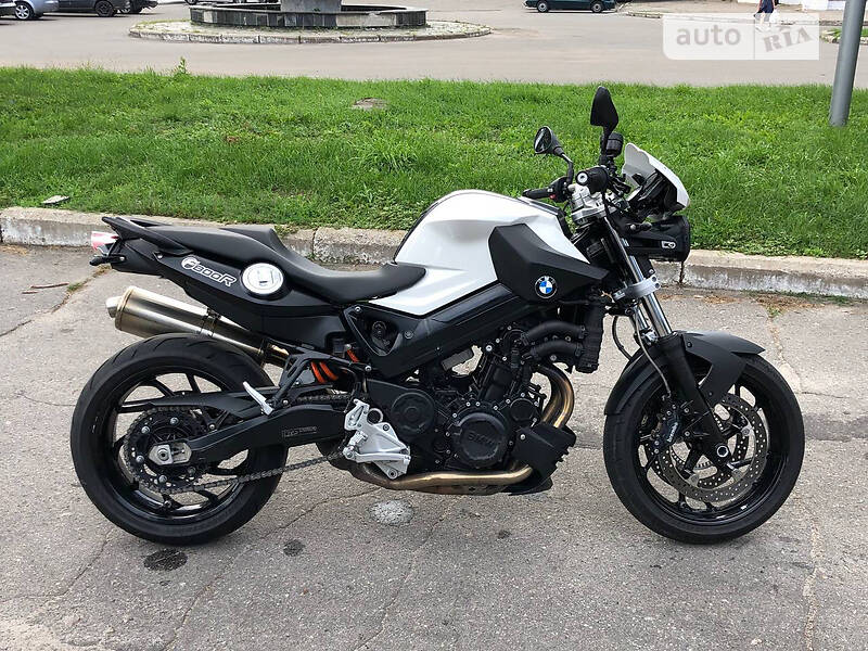 Бмв ф 800 ст
