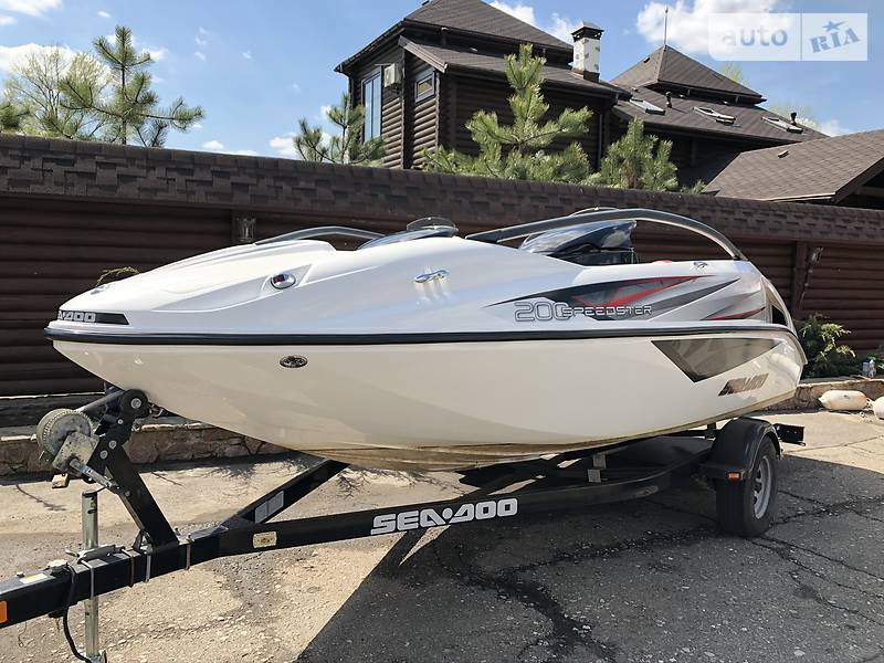 Катер brp sea doo speedster 200