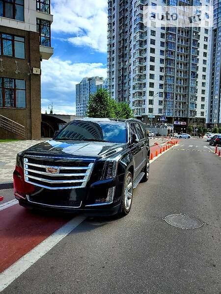 Cadillac Escalade 2015