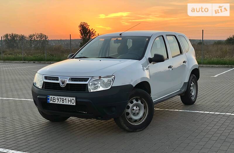 Dacia Duster 2012