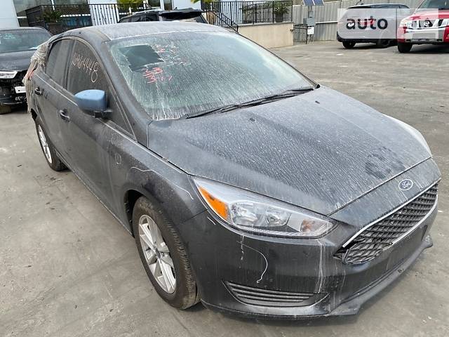 Ford Focus SE 2018