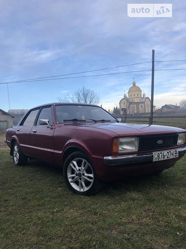 Замена подушек крепления глушителя Ford Taunus