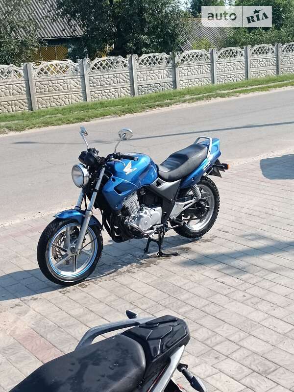 AUTO.RIA – Продам Хонда СБ 500