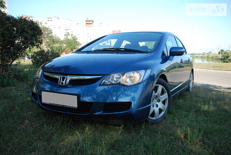 AUTO.RIA – Продам Хонда Цивик 2008 бензин 1.8 седан бу в Киеве, цена 7400