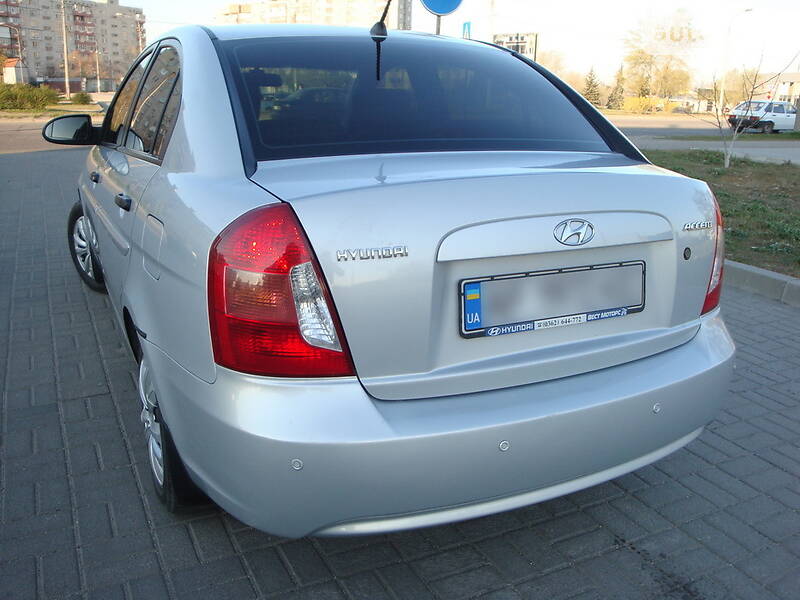 Hyundai Accent Space Silver 2007