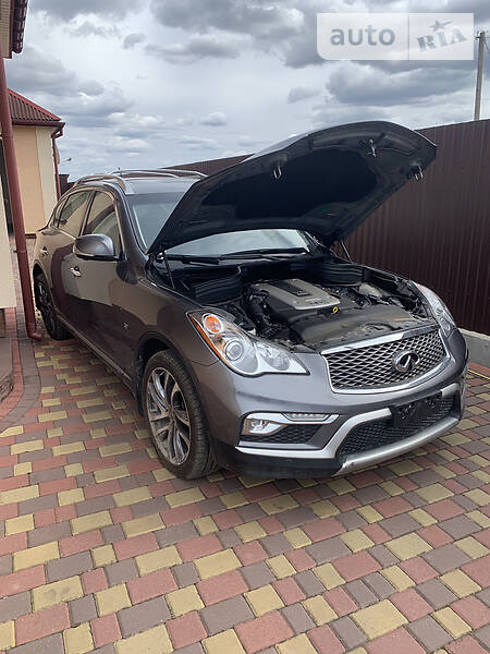 Infiniti QX50 LUXE 2016