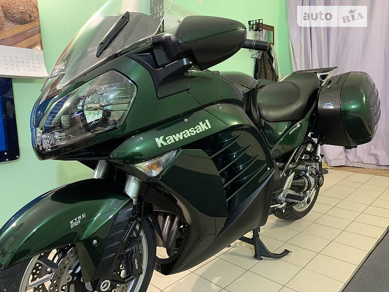 kawasaki gtr 1400 2018