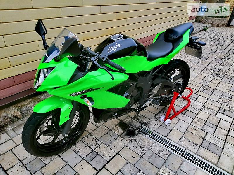 Autoria продам кавасаки нинья 250 2015 бензин 300 спортбайк бу в
