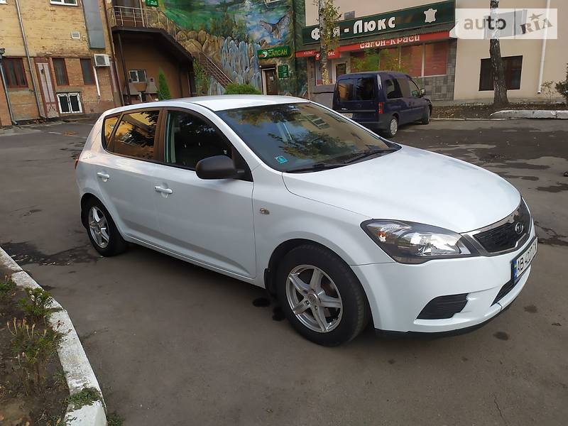 Kia Ceed 2011