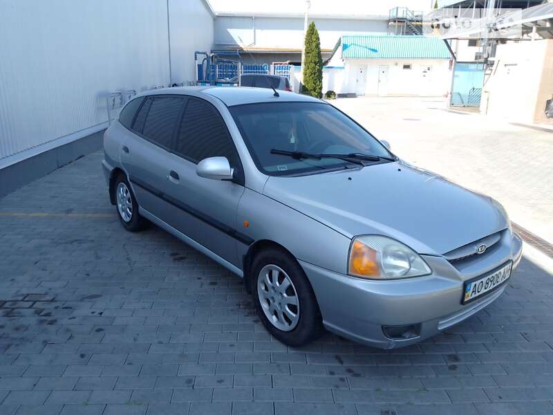 Купить б/у Kia Rio I Рестайлинг 1.5 MT (97 л.с.) бензин механика в Новосибирске: