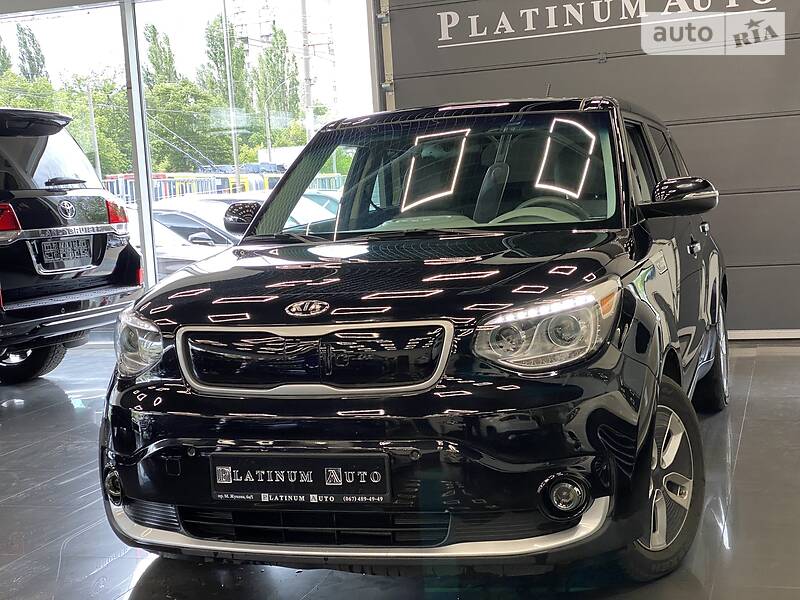 Kia Soul EV+ FULL Panorama 2017